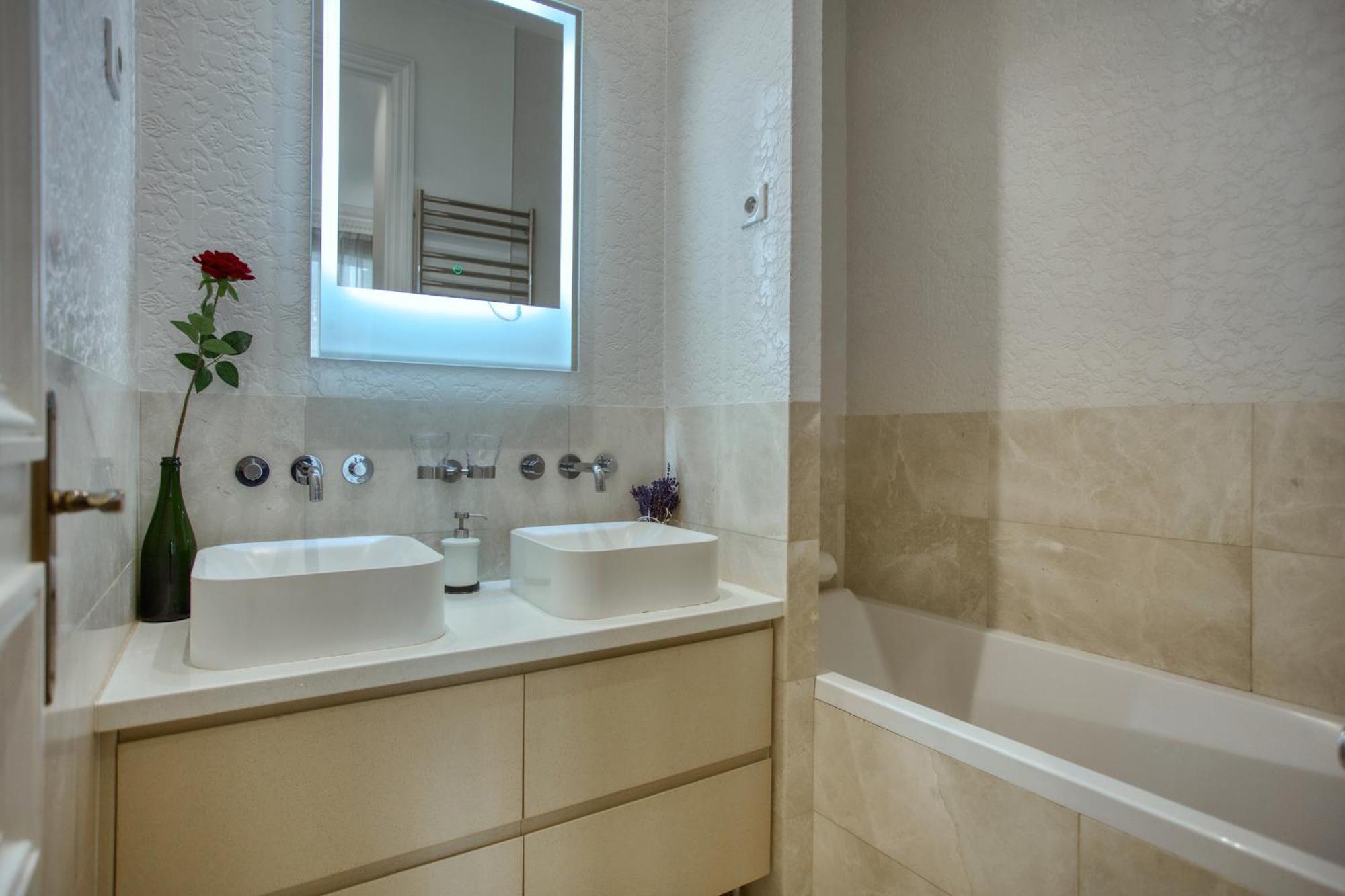 Luxueux 200M2 5Ch Champs Elysees A 1Min Perle Rare ปารีส ภายนอก รูปภาพ