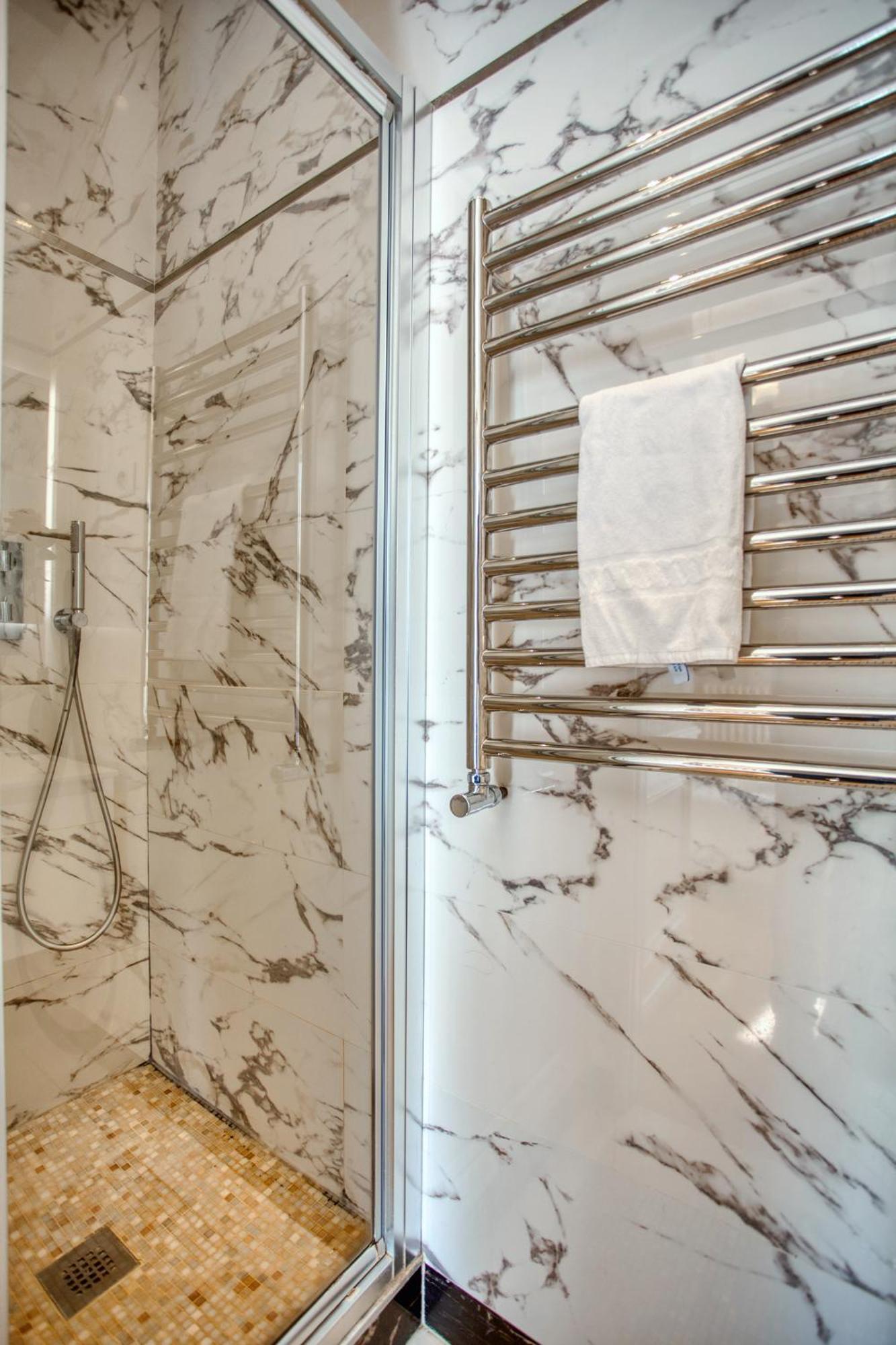 Luxueux 200M2 5Ch Champs Elysees A 1Min Perle Rare ปารีส ภายนอก รูปภาพ